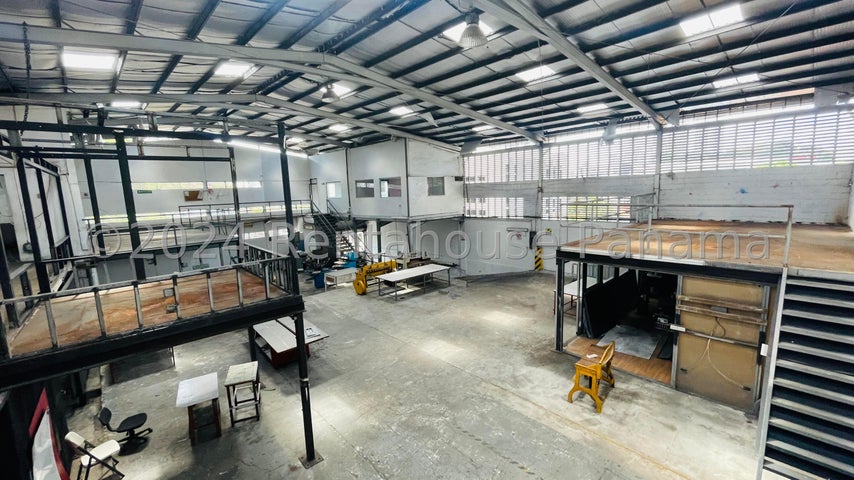 Exclusive Warehouse - Galera en Pueblo Nuevo